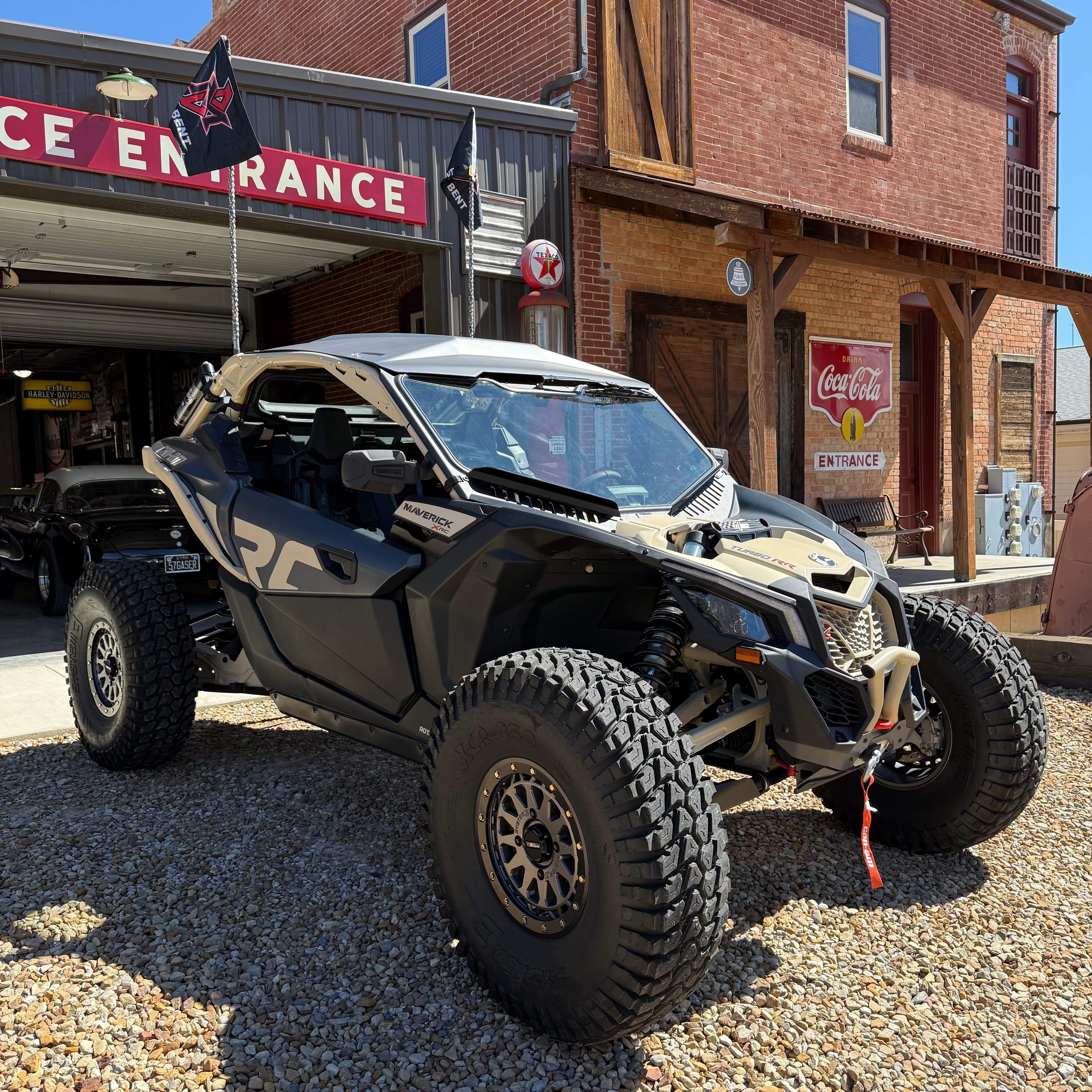 Can-Am X3 2.0 Vented Glass Windshield – Bent Metal Off-Road