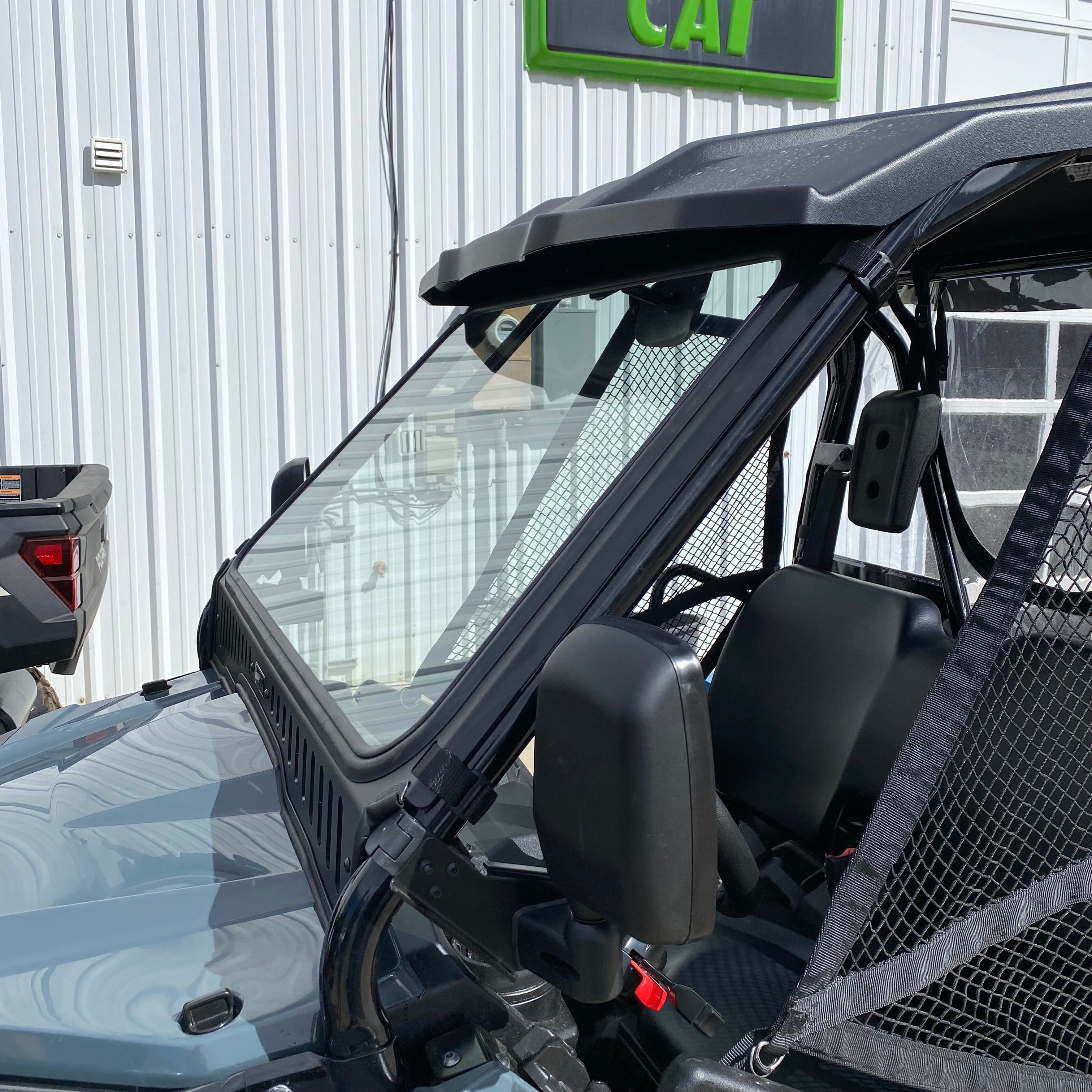 Honda Pioneer 500/520 Vented Glass Windshield – Bent Metal Off-Road